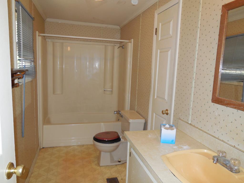 MH Bathroom 1